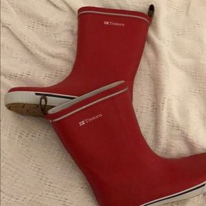 tretorn red rain boot